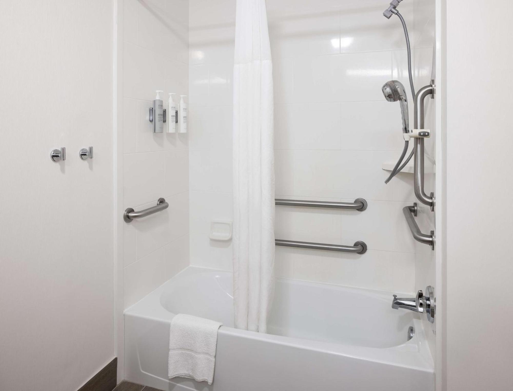 Hampton Inn Minneapolis Northwest Maple Grove Exterior photo