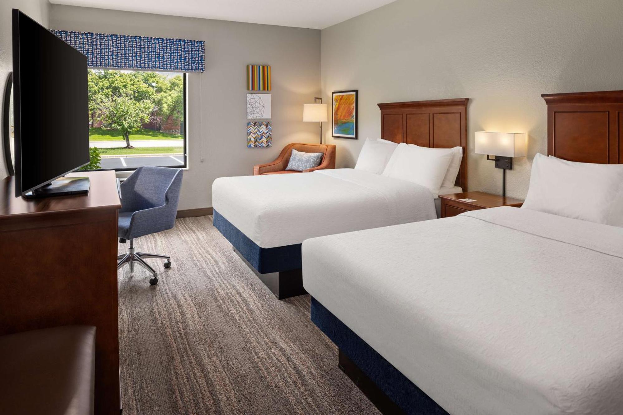 Hampton Inn Minneapolis Northwest Maple Grove Exterior photo