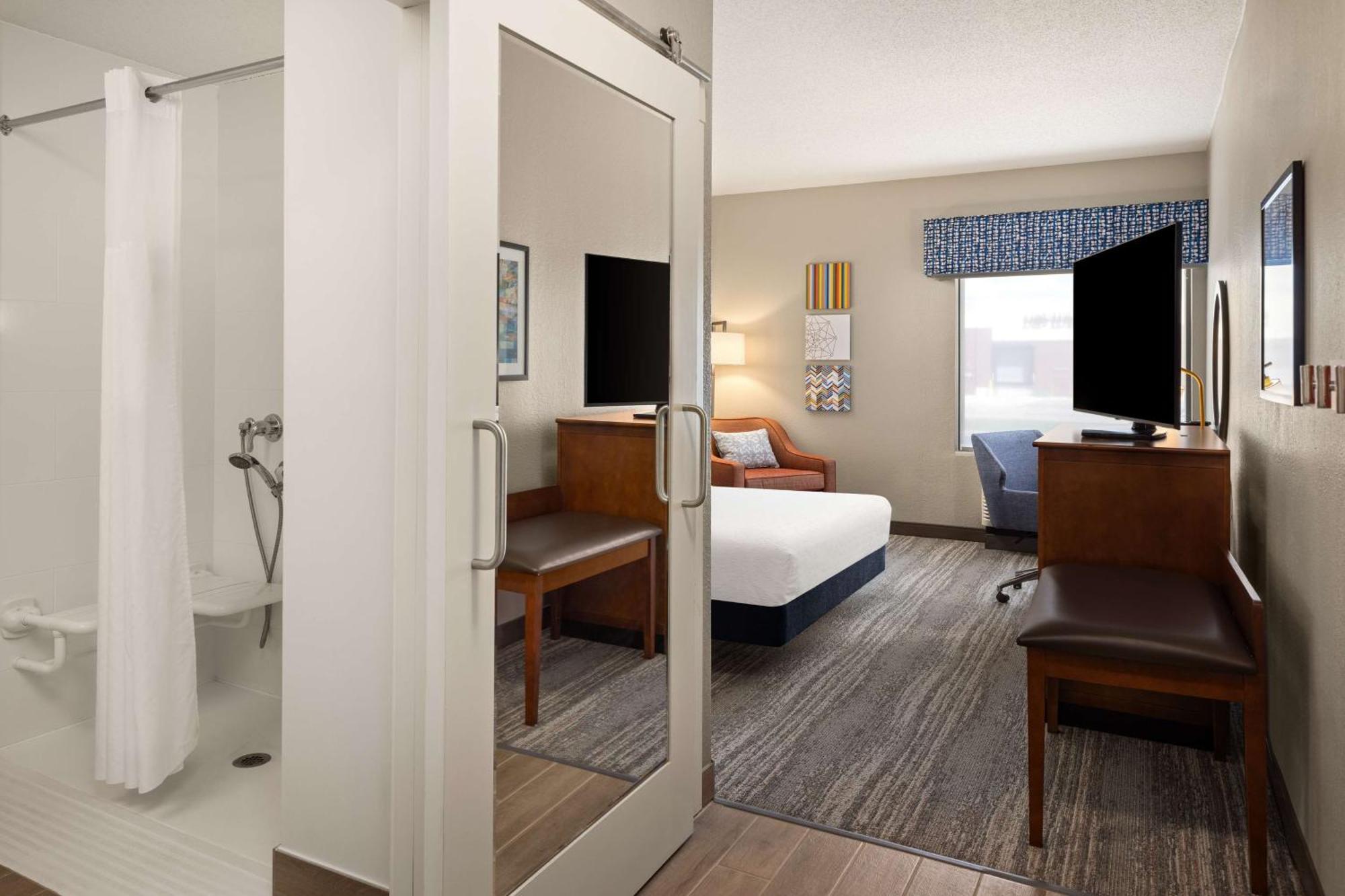Hampton Inn Minneapolis Northwest Maple Grove Exterior photo